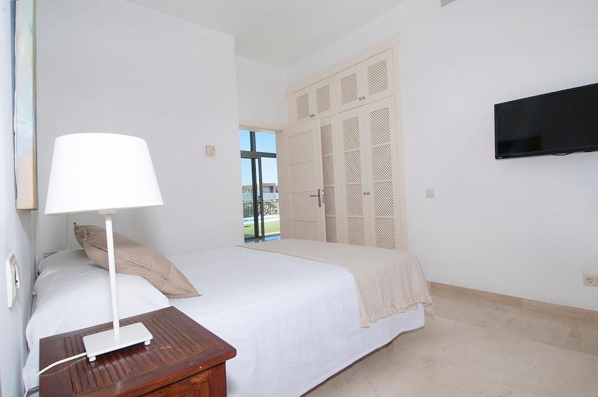 Tauro Villas Deluxe La Playa de Tauro Exterior photo